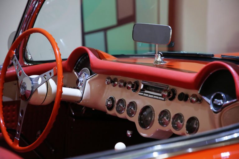 Visita la exposición temporal “Sueño americano: los autos que hicieron historia”