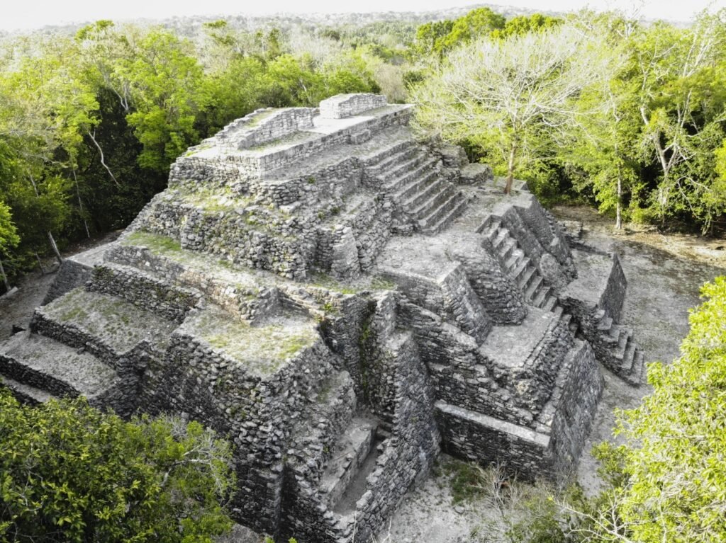 Ichkabal, la sorprendente zona arqueológica en Bacalar