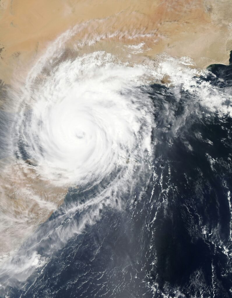 ¿Cómo protegernos de un huracán?